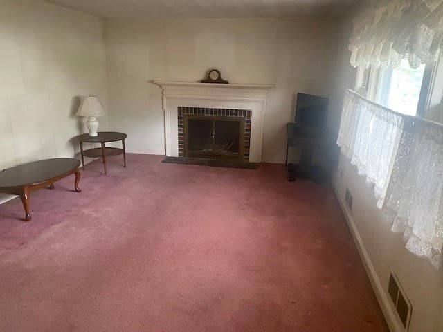 74 Hawthorne Rd photo 5