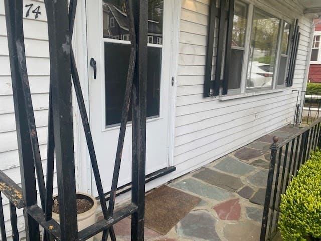74 Hawthorne Rd photo 4