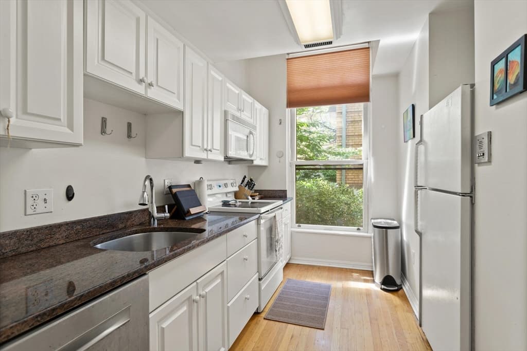 65 Glen Rd #H3 photo 5