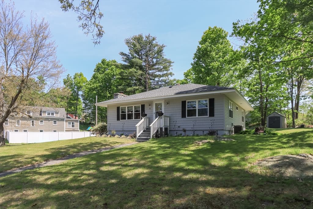 56 Riverneck Rd