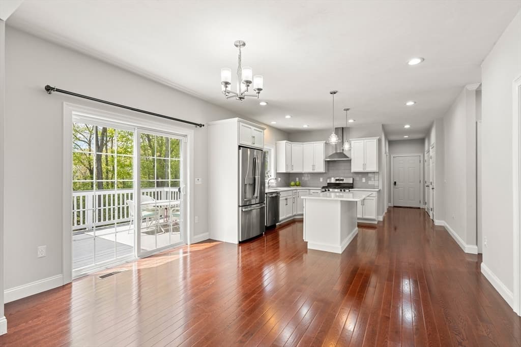 209 Cherry Tree Ln photo 5