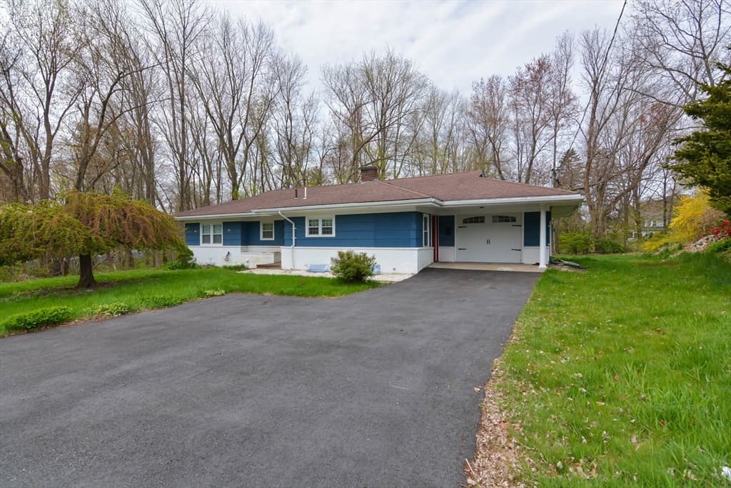 26 Longview St