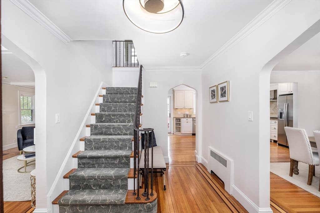 84 Wallis Rd photo 3