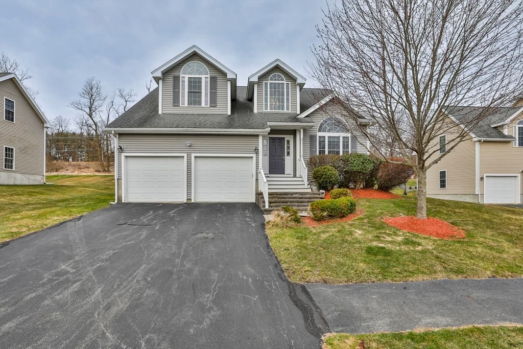 4 Constantine Dr