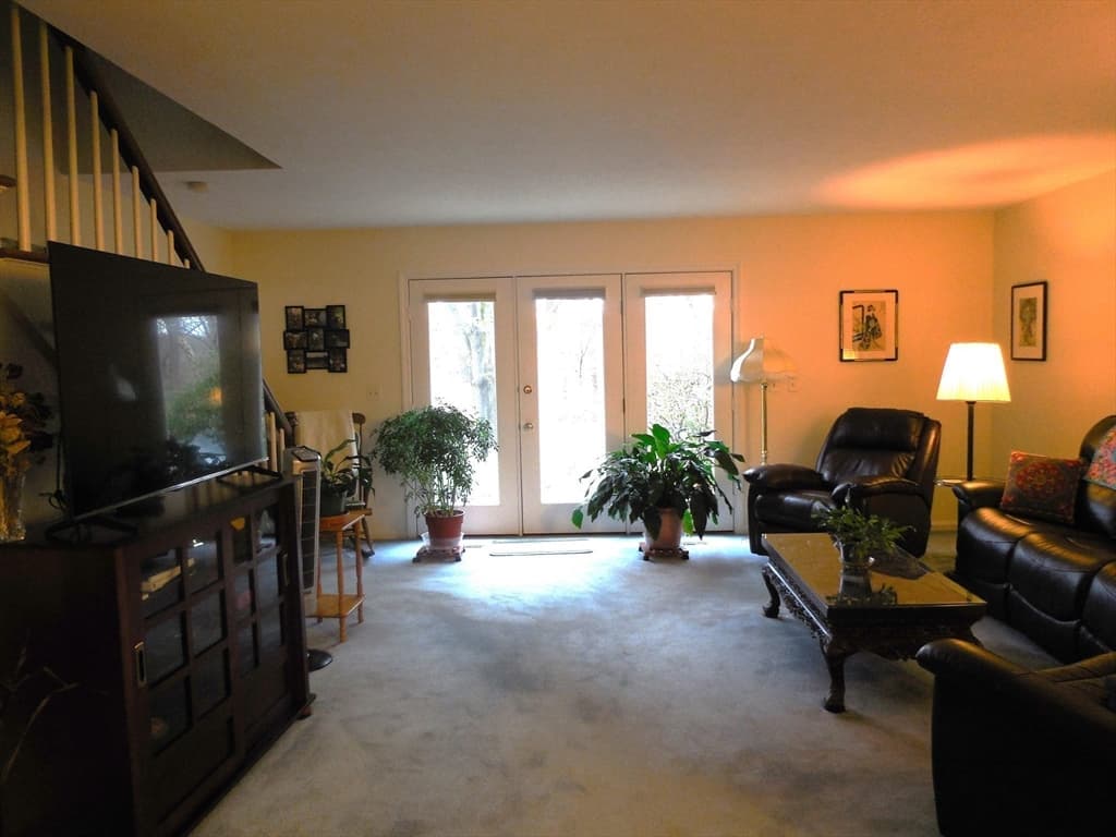 43 West Summit Street #B18 photo 5