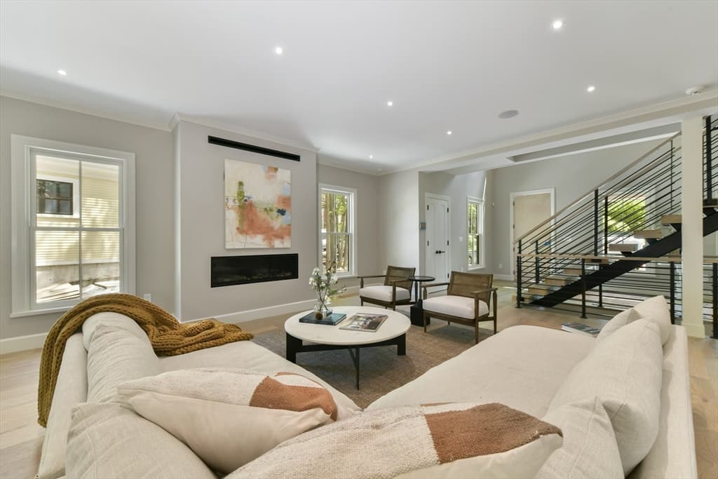 21 Alveston St photo 5