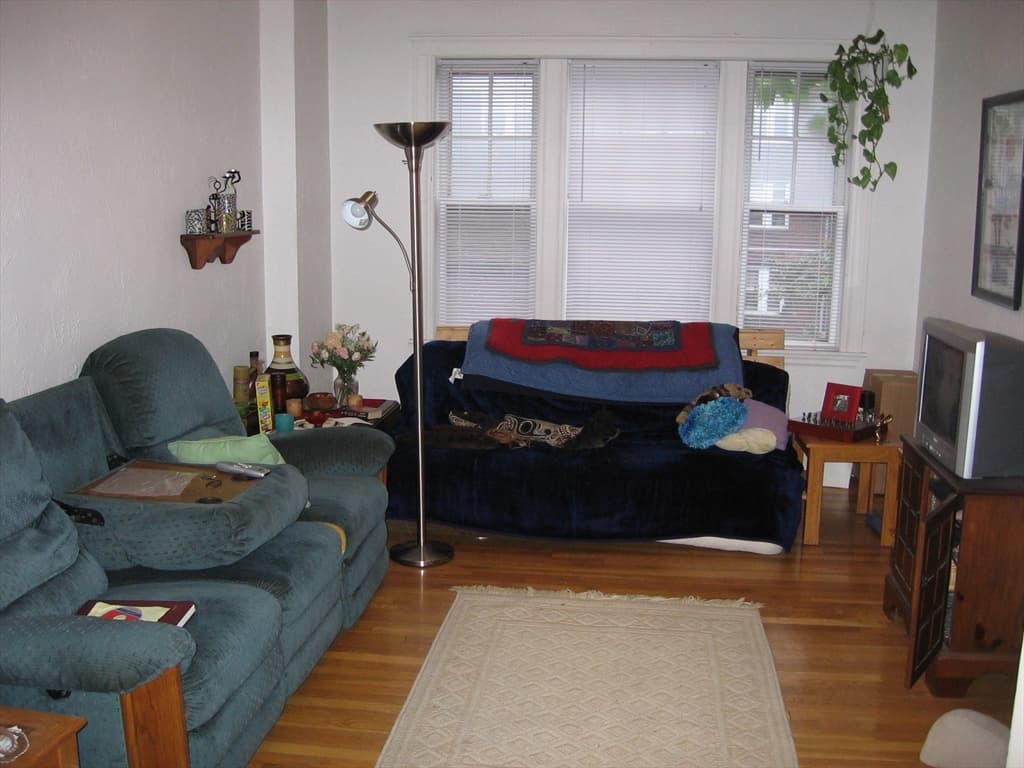 93 Chester St #3
