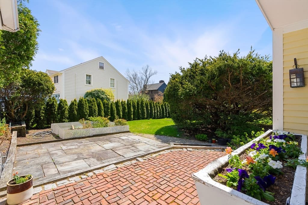 89 Nanepashemet Street photo 2