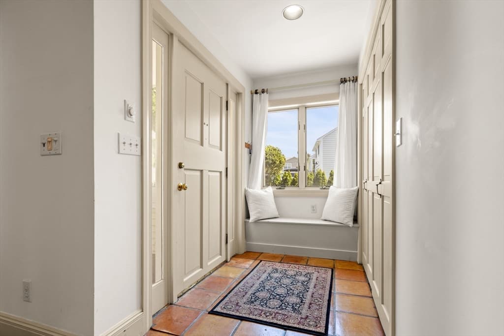 89 Nanepashemet Street photo 4
