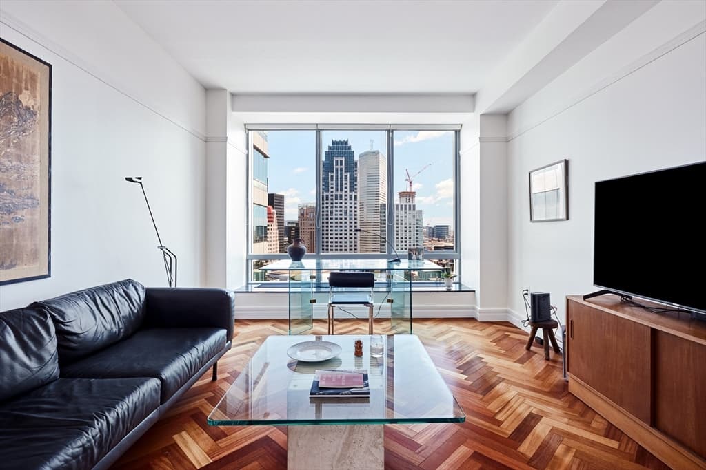 2 Avery Street #22A