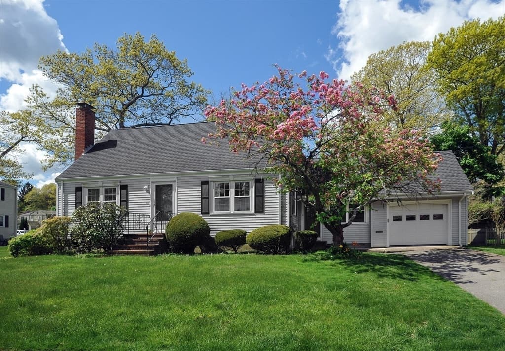 105 Winthrop Ave photo 2