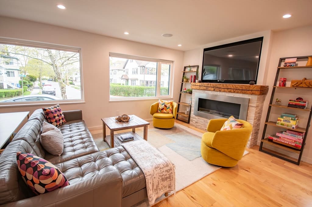 24 Upland Rd. photo 5