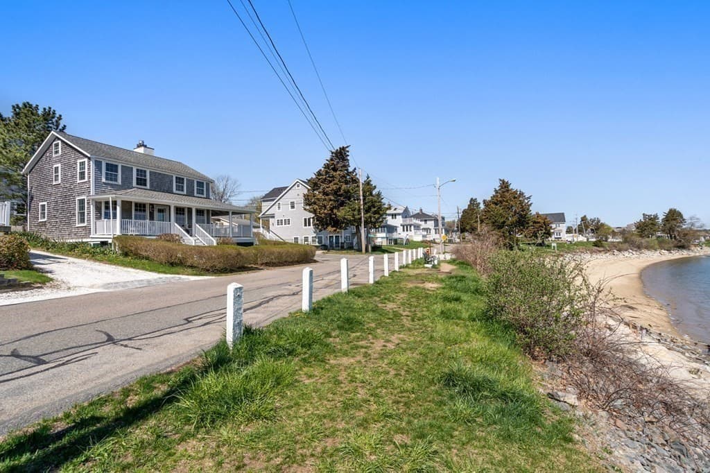 33 Rocky Nook Ave