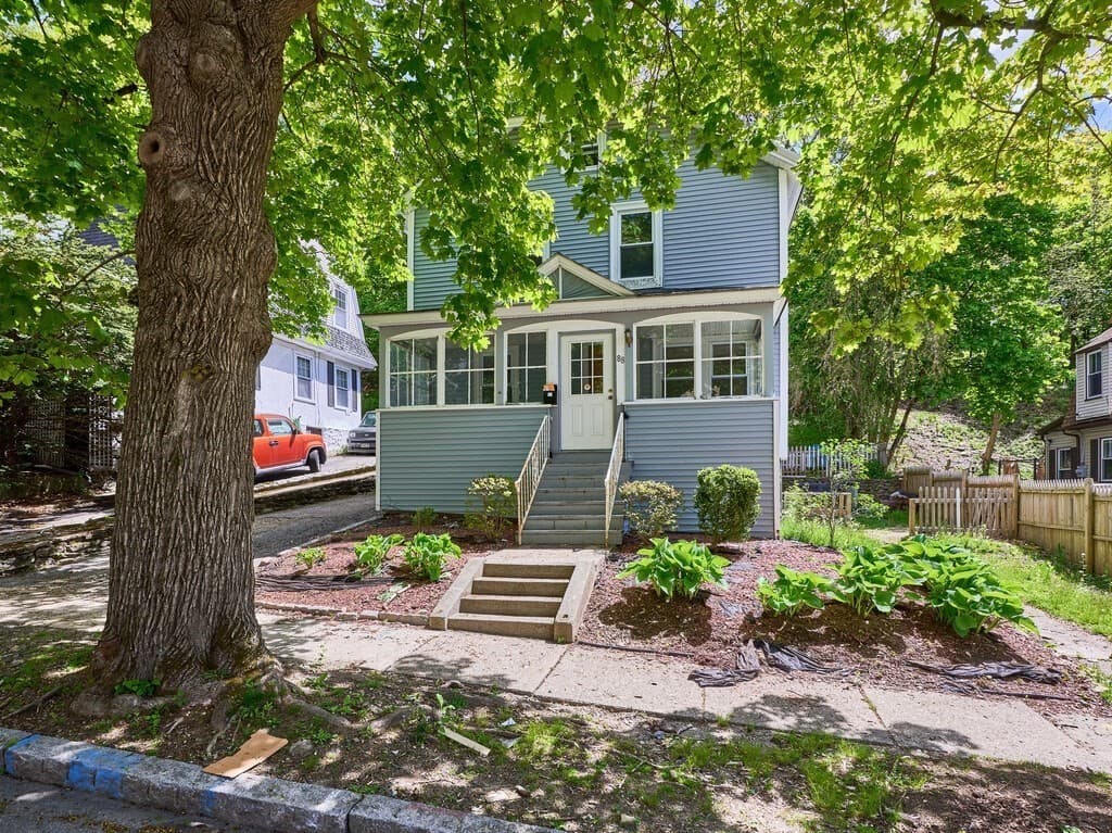 88 Beaconsfield Rd photo 2