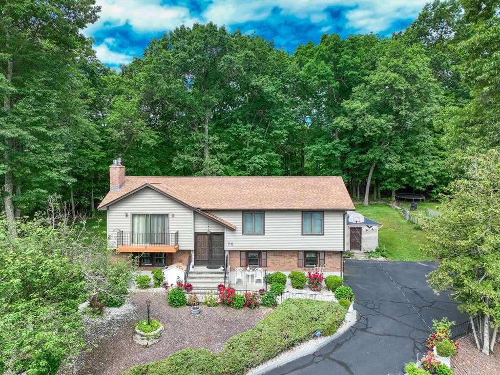 76 Hill Terrace