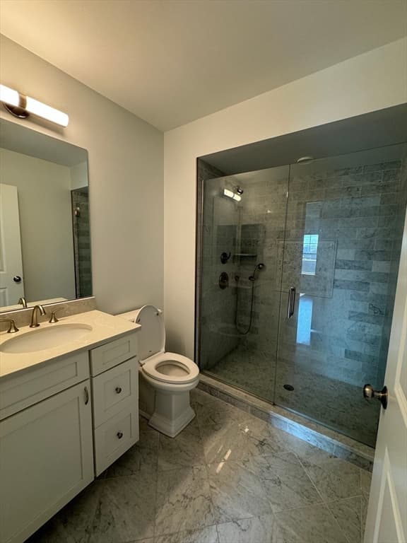 728 E Broadway #401 photo 5