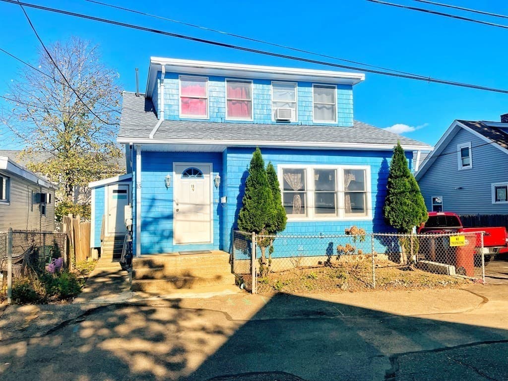 15 Alice Street