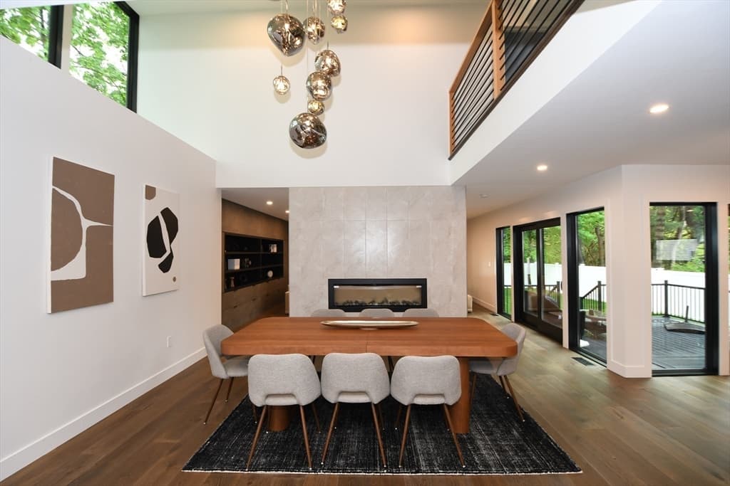 88 Lexington Street photo 5
