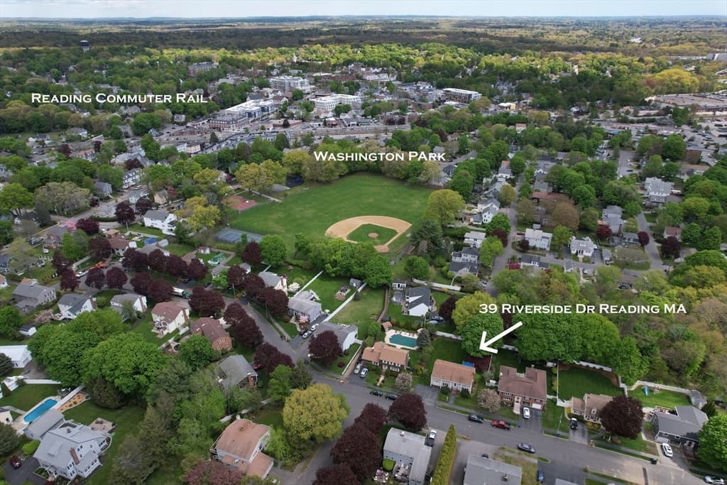 39 Riverside Drive photo 3
