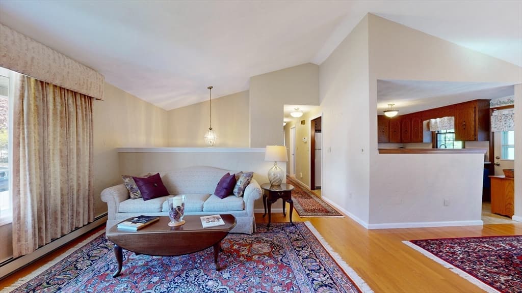 39 Riverside Drive photo 5