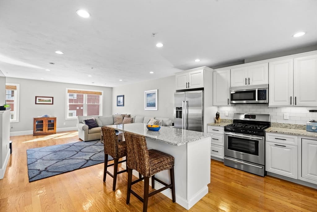9 Park St #3 photo 5