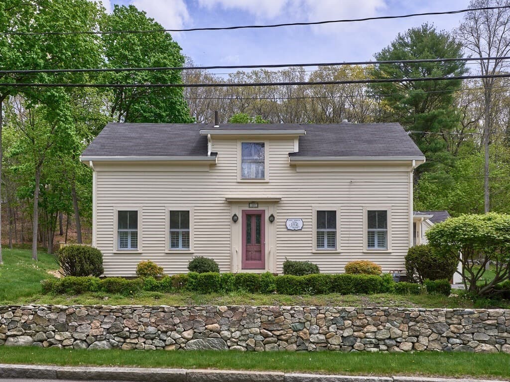 327 High St photo 2