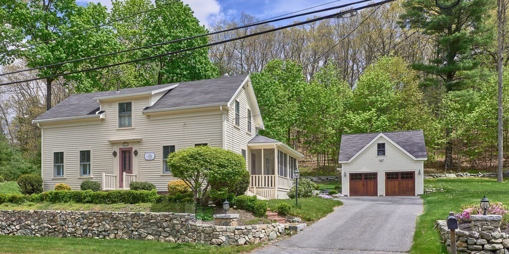 327 High St