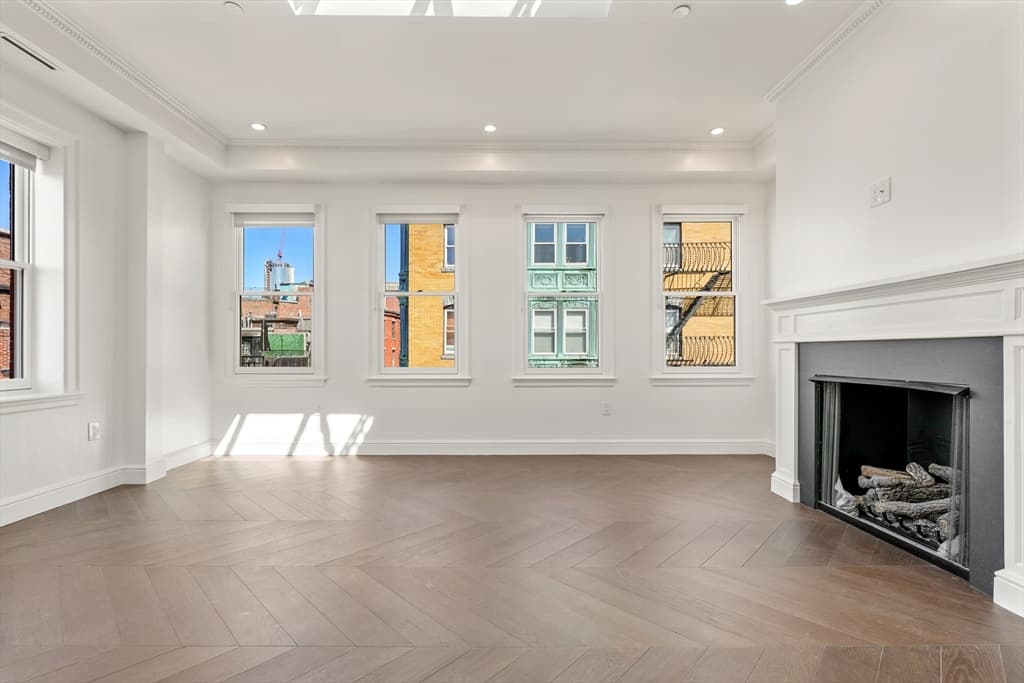 112 Myrtle #PH1 photo 2
