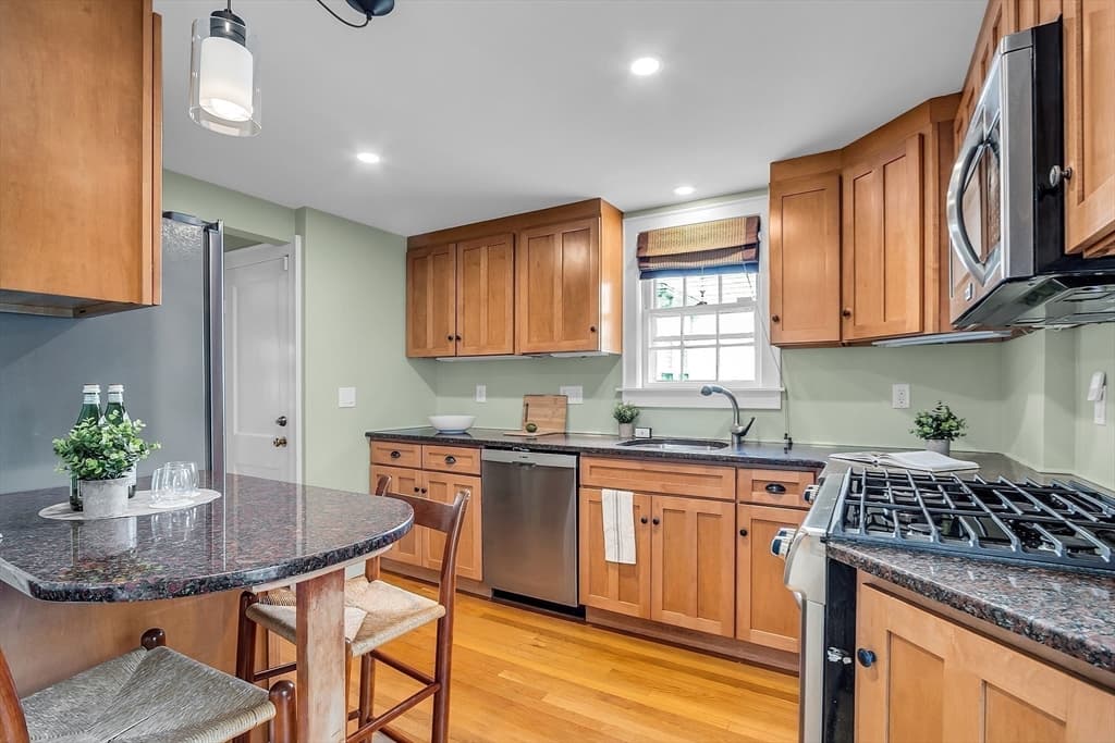 268 Highland Avenue photo 3