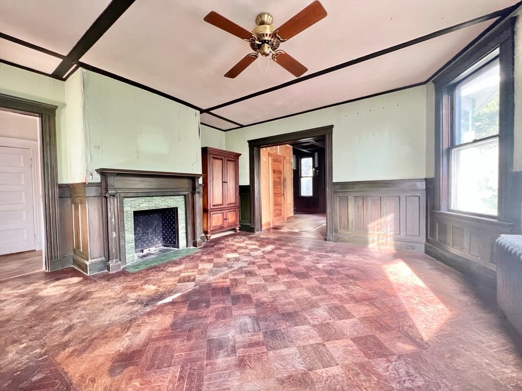 106 Gardner Street photo 5