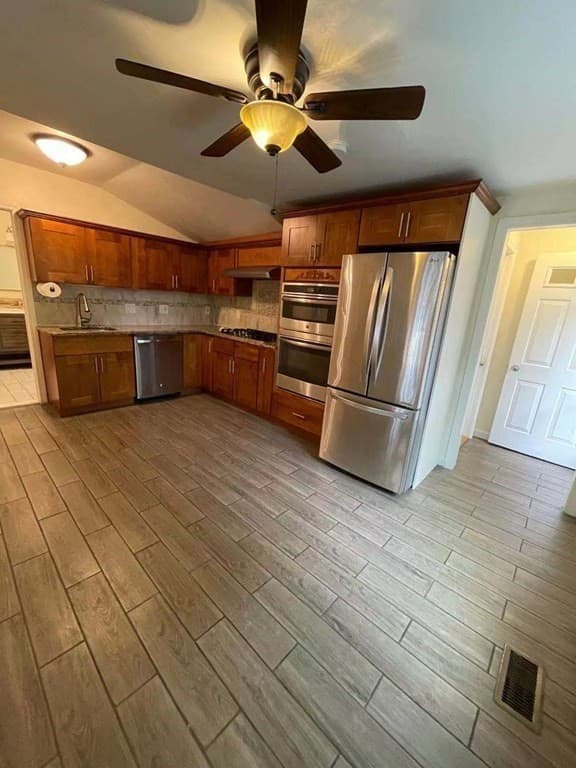 21 Tremont St #21 photo 4