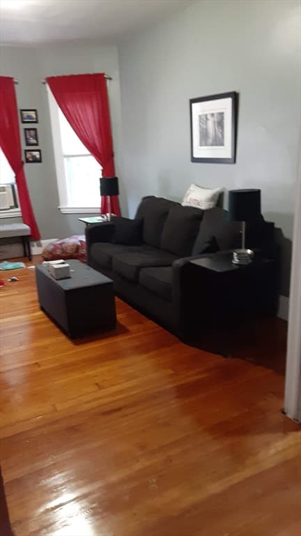 555 Ashmont St. #3 photo 3