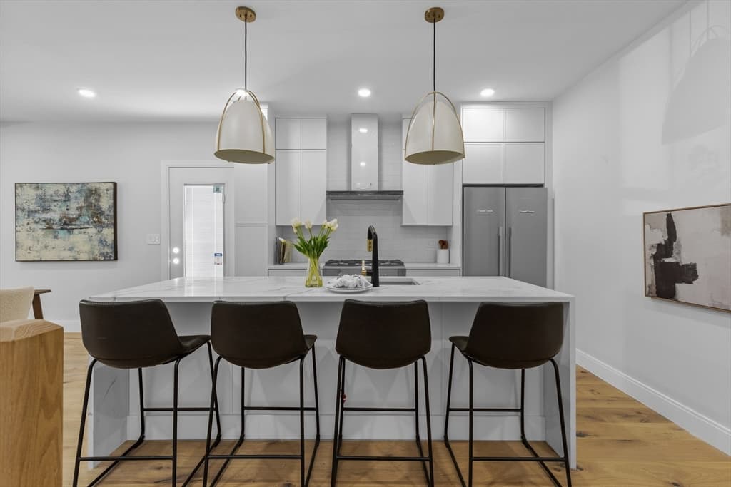 130 Cushing Street #2 photo 3