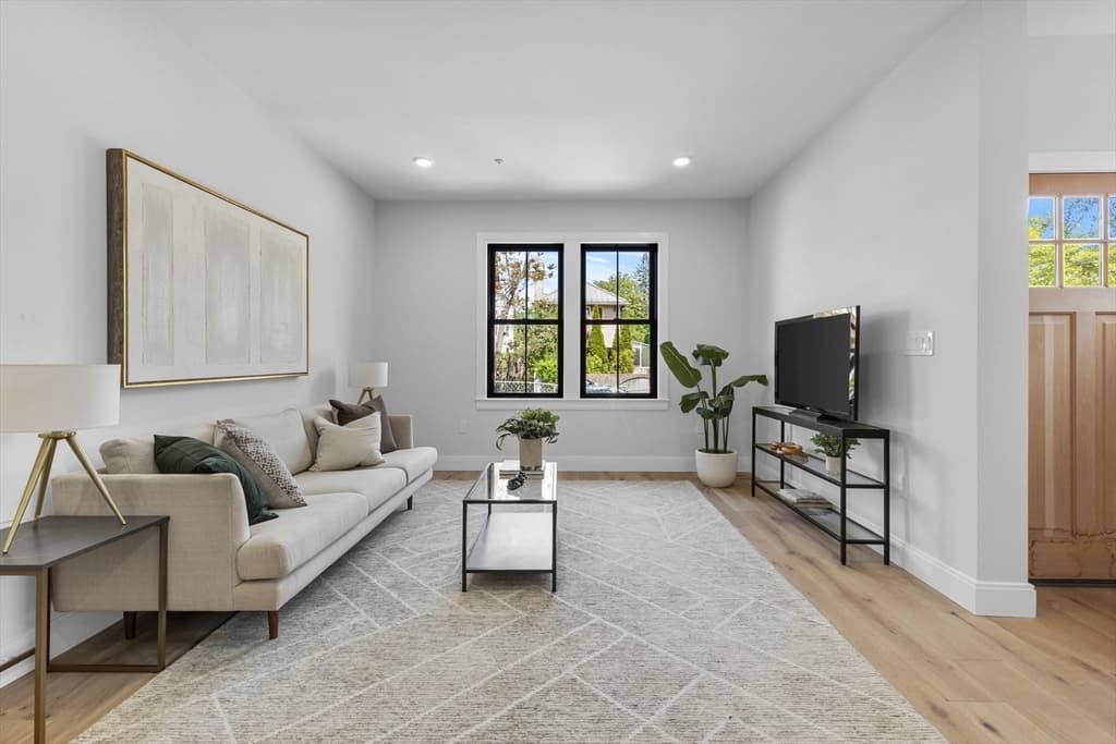 130 Cushing Street #2 photo 5