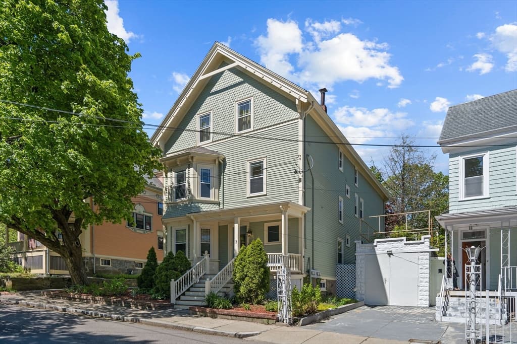 7 Clive Street #2