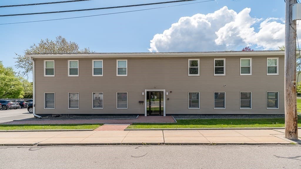20 Broadway Ave #101 & 102