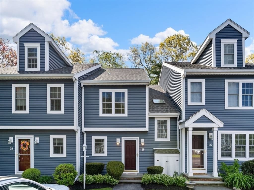 28 Hobart Lane #28