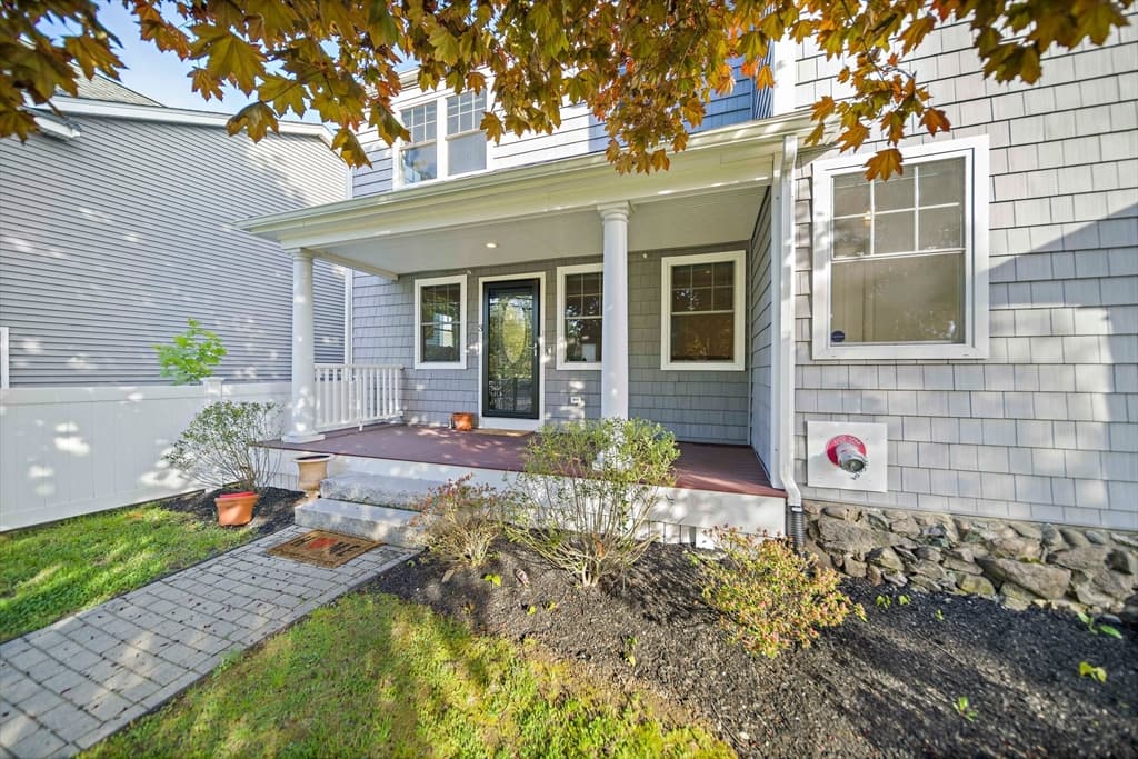 205 Elm St #3 photo 2