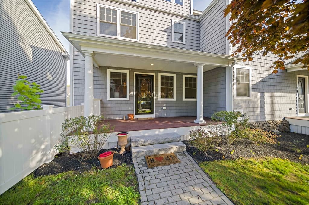 205 Elm St #3
