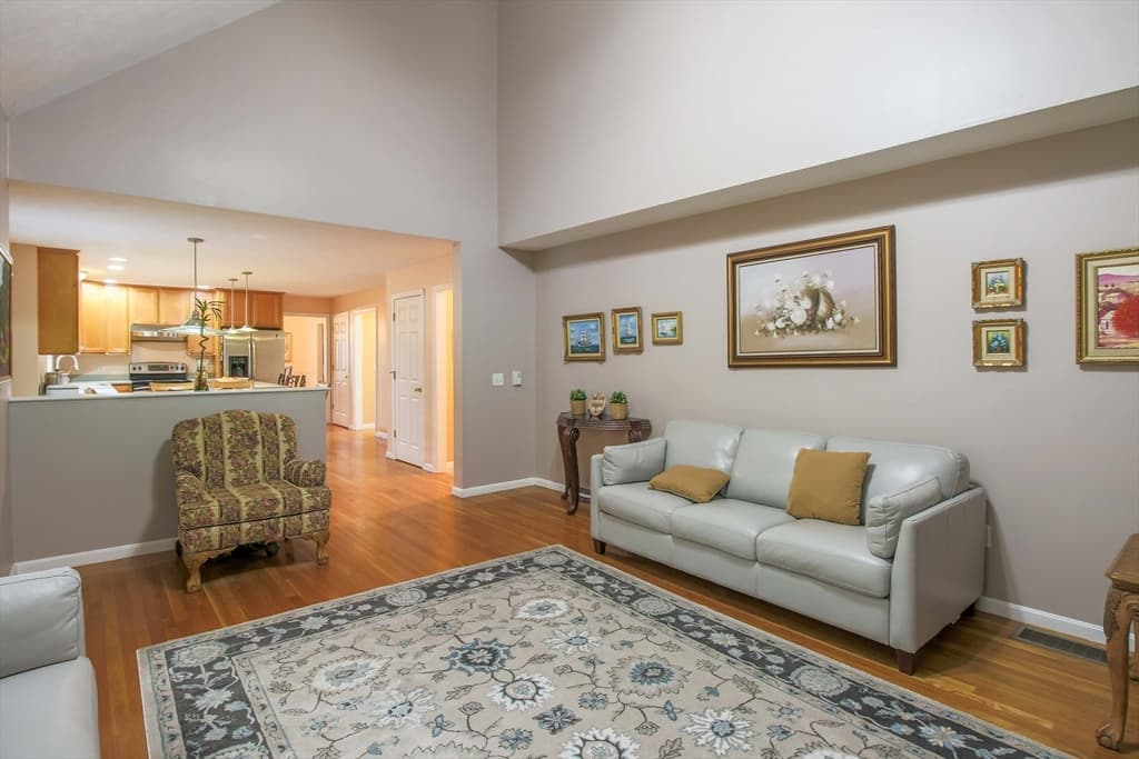 37 Stillwater Heights Dr photo 5