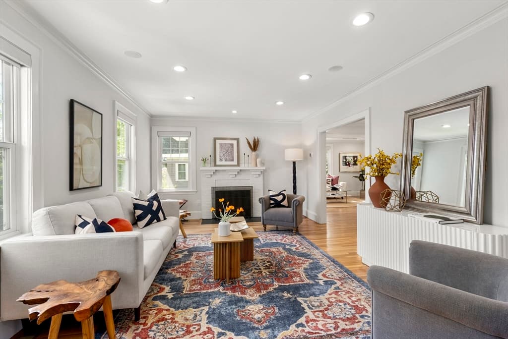68 Bennington Street photo 3