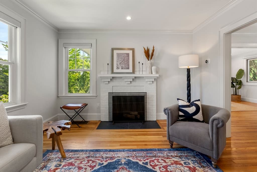 68 Bennington Street photo 4