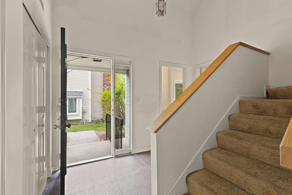 12 Fifer Lane #12 photo 4