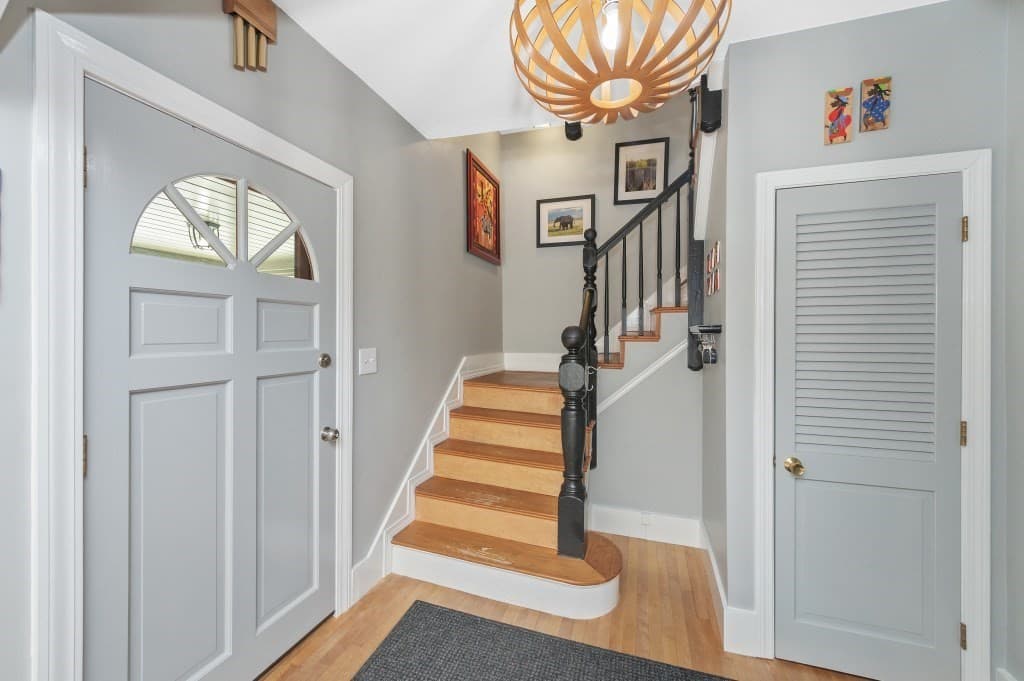 6 Highland Ave. photo 3