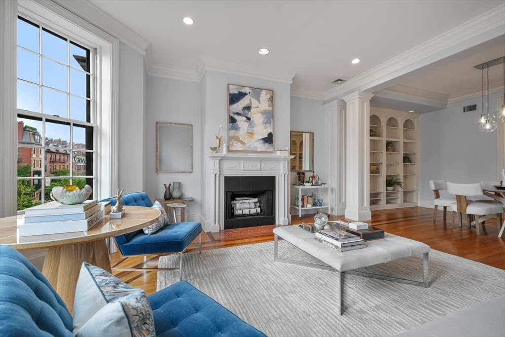 110 Marlborough St #3 photo 3