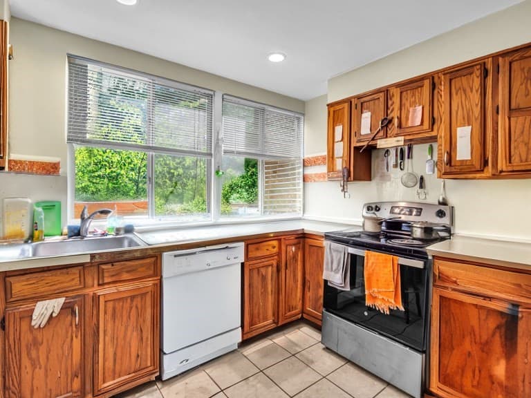 5 Longwood Drive #206 photo 4