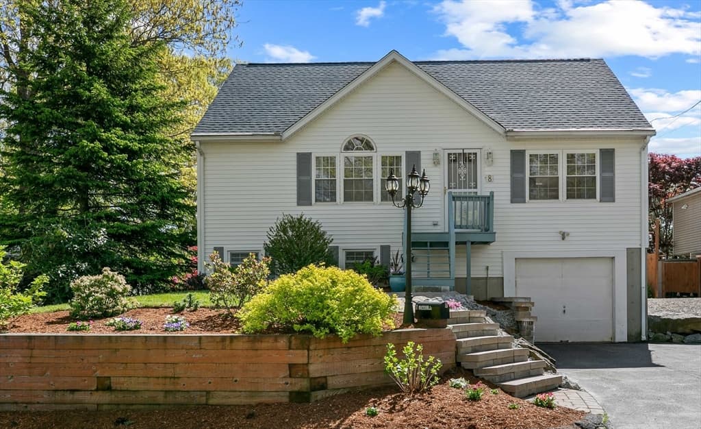 8 Pollock St