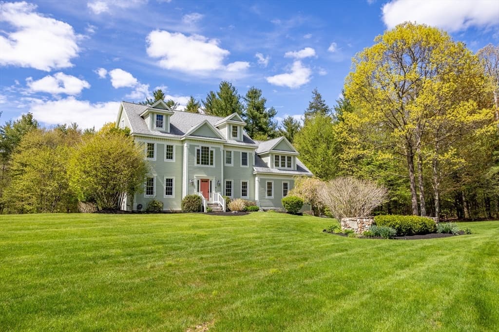 9 Mount Wachusett Ln photo 2