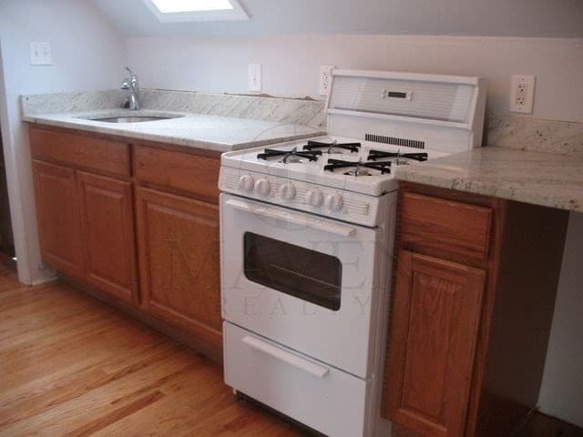 26 Ellington Rd #3