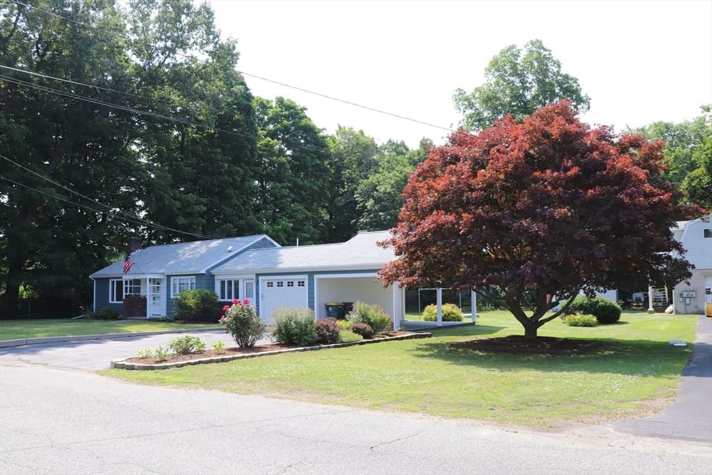 177 Wales St photo 2